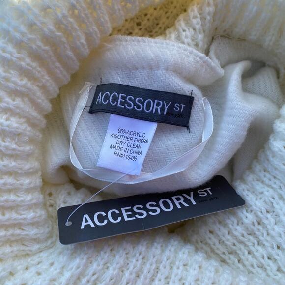 New Accessory Street Ivory Glittery Knit Turtleneck Pullover Fringed Poncho OS - Picture 8 of 8